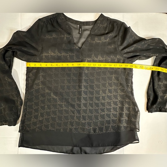 Maurice’s Double Layered Black W/gold Design Long Sleeve Sheer V-neck Blouse Med - Picture 4 of 10